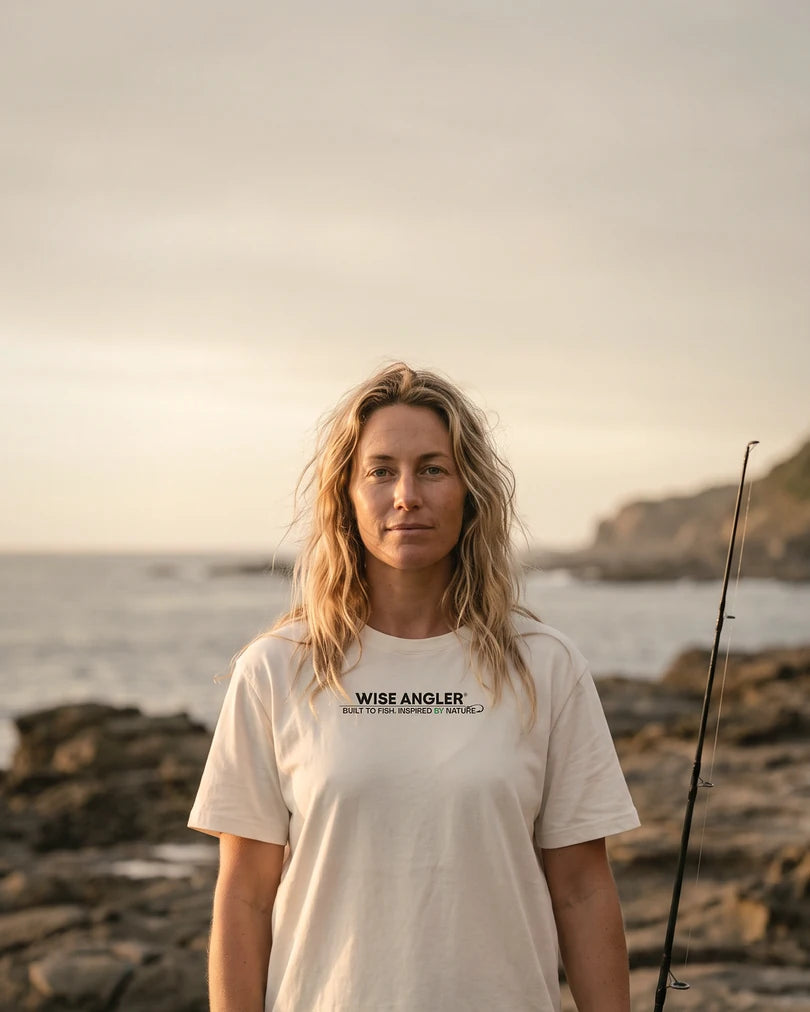 Angler in the sand Wise Angler T-Shirt